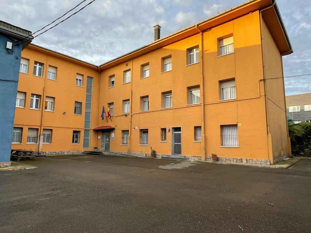 Albergue Juvenil Juventudes Льянес Экстерьер фото
